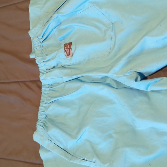 Perfect condition scrub pants. Carolina Blue. - Picture 4 of 4